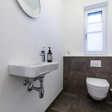 Haus Christl&franz Апартаменты *